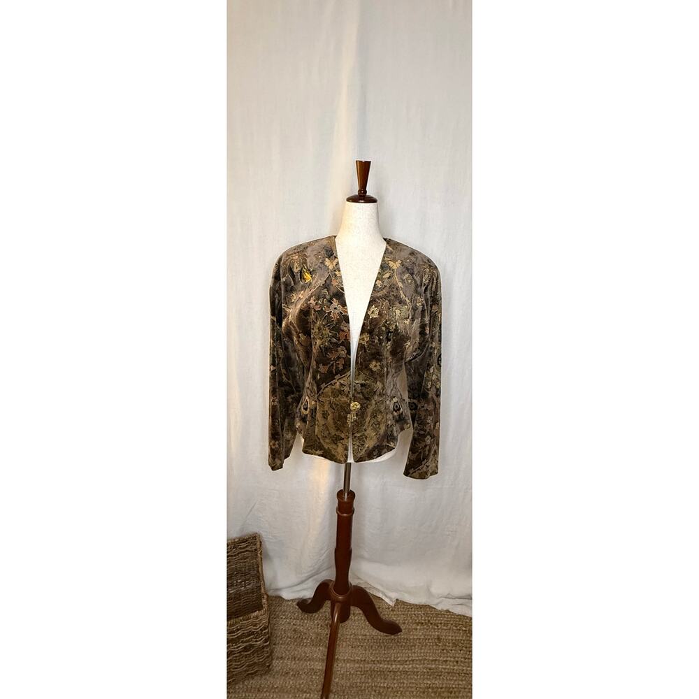 Vintage Mary Ann Restivo Velvet Leaf Print Blazer w/ Brooch
Size 12